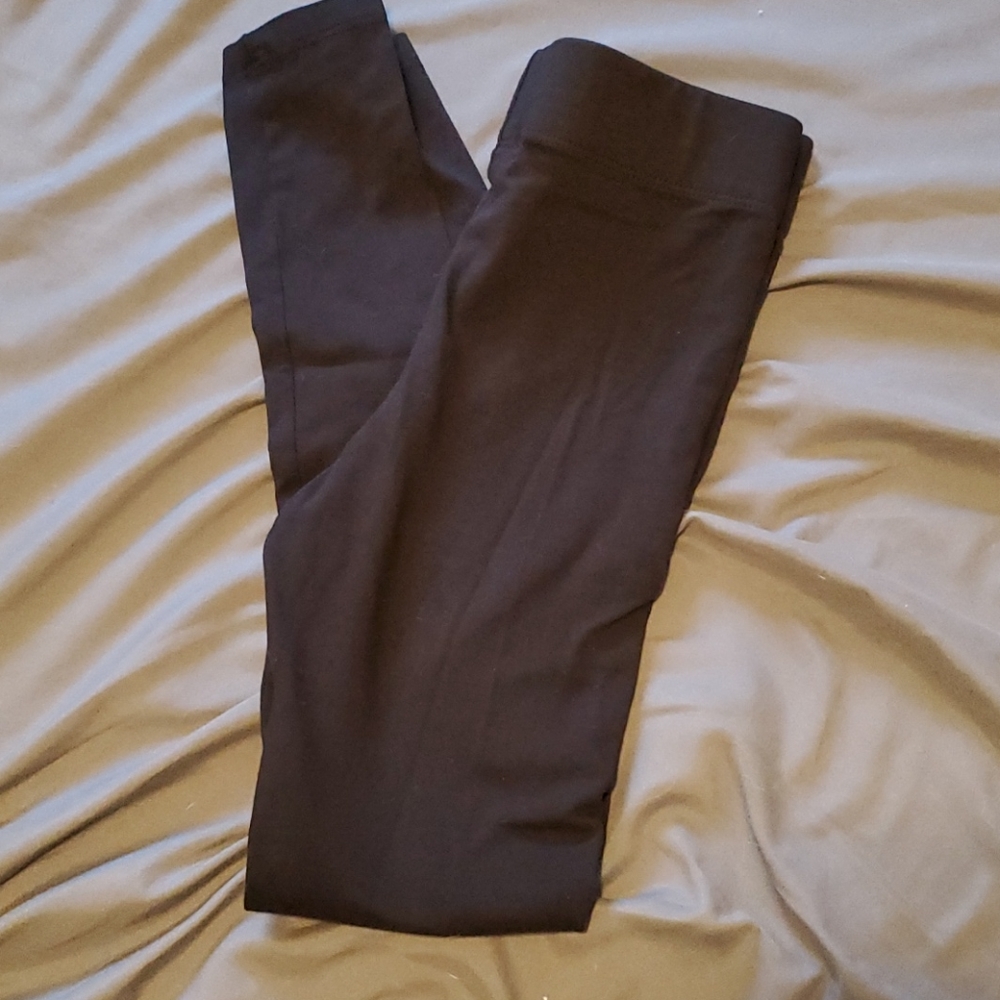 Forever 21 black leggings